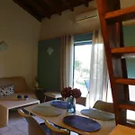 Дом отдыха Vassia Home's