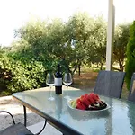 Дом отдыха Vassia Home's