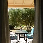 Дом отдыха Vassia Home's